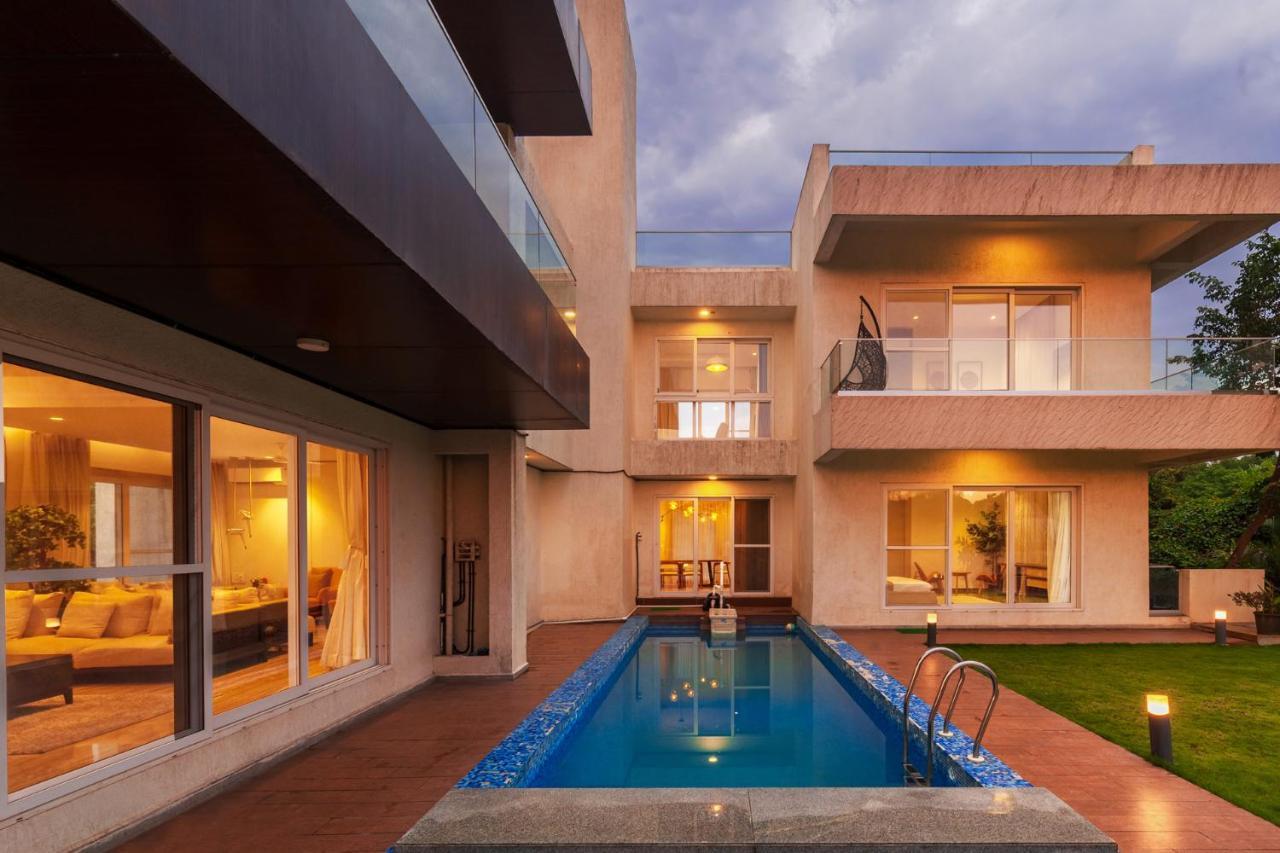 Villa Azul By Stayvista, Offering A Snooker Table, Terrace, Swimming Pool & A Spacious Lawn With A Charming Gazebo For A Perfect Getaway Lonavala Dış mekan fotoğraf