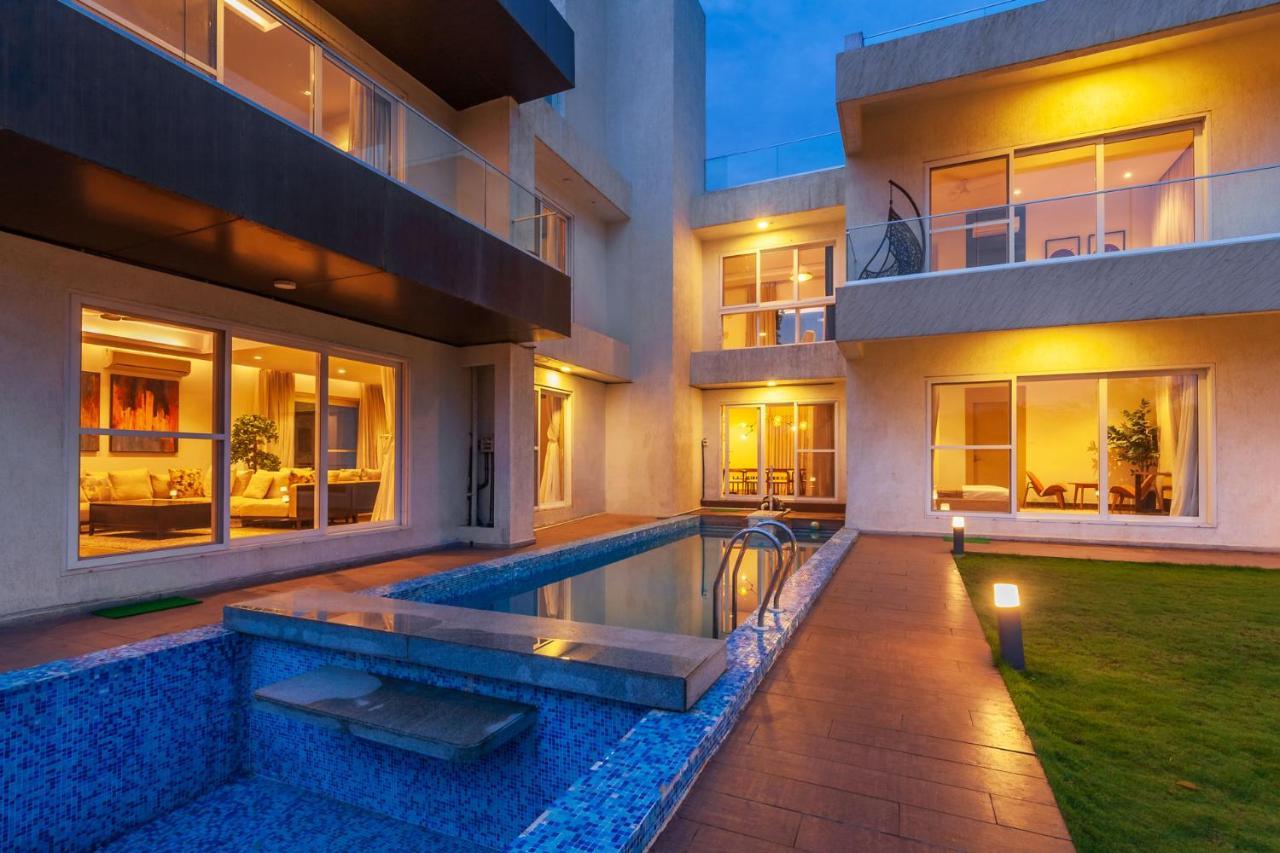 Villa Azul By Stayvista, Offering A Snooker Table, Terrace, Swimming Pool & A Spacious Lawn With A Charming Gazebo For A Perfect Getaway Lonavala Dış mekan fotoğraf