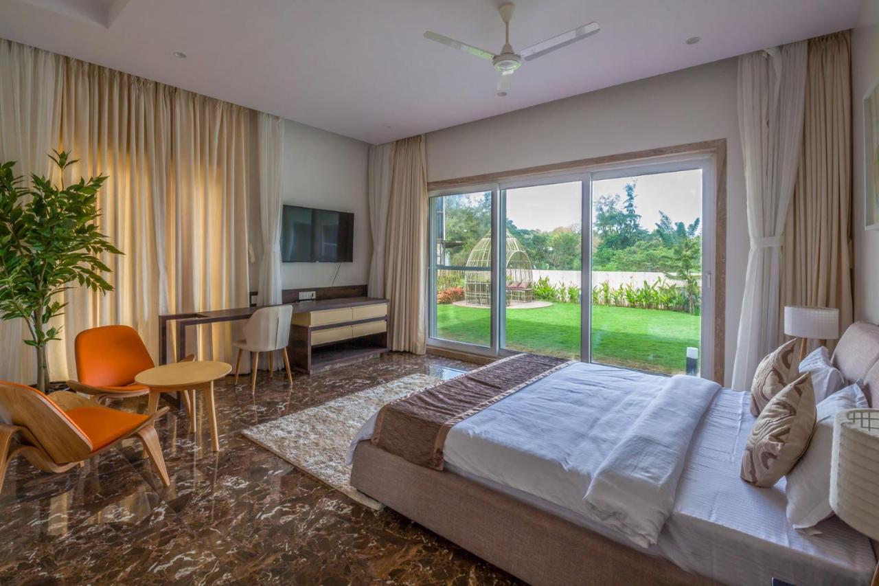 Villa Azul By Stayvista, Offering A Snooker Table, Terrace, Swimming Pool & A Spacious Lawn With A Charming Gazebo For A Perfect Getaway Lonavala Dış mekan fotoğraf