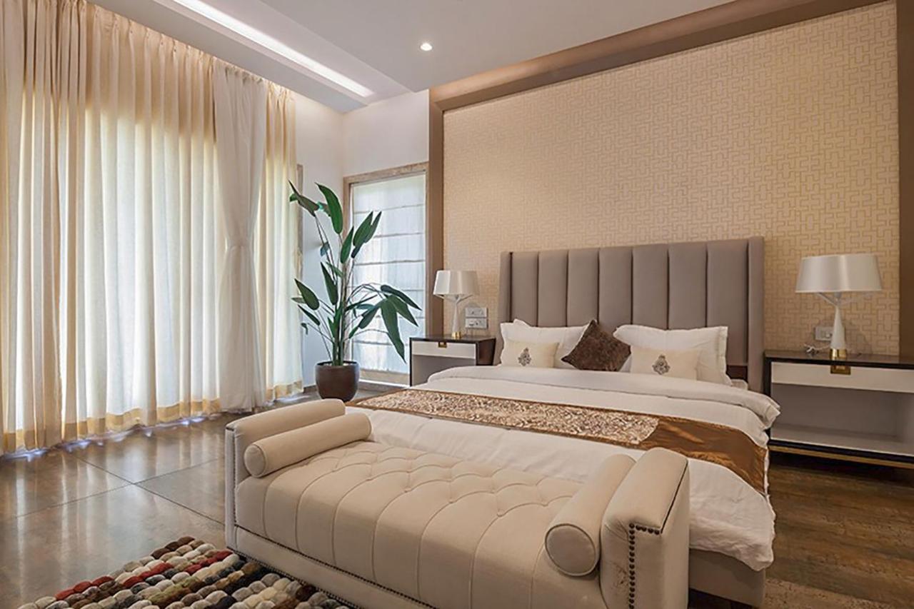 Villa Azul By Stayvista, Offering A Snooker Table, Terrace, Swimming Pool & A Spacious Lawn With A Charming Gazebo For A Perfect Getaway Lonavala Dış mekan fotoğraf