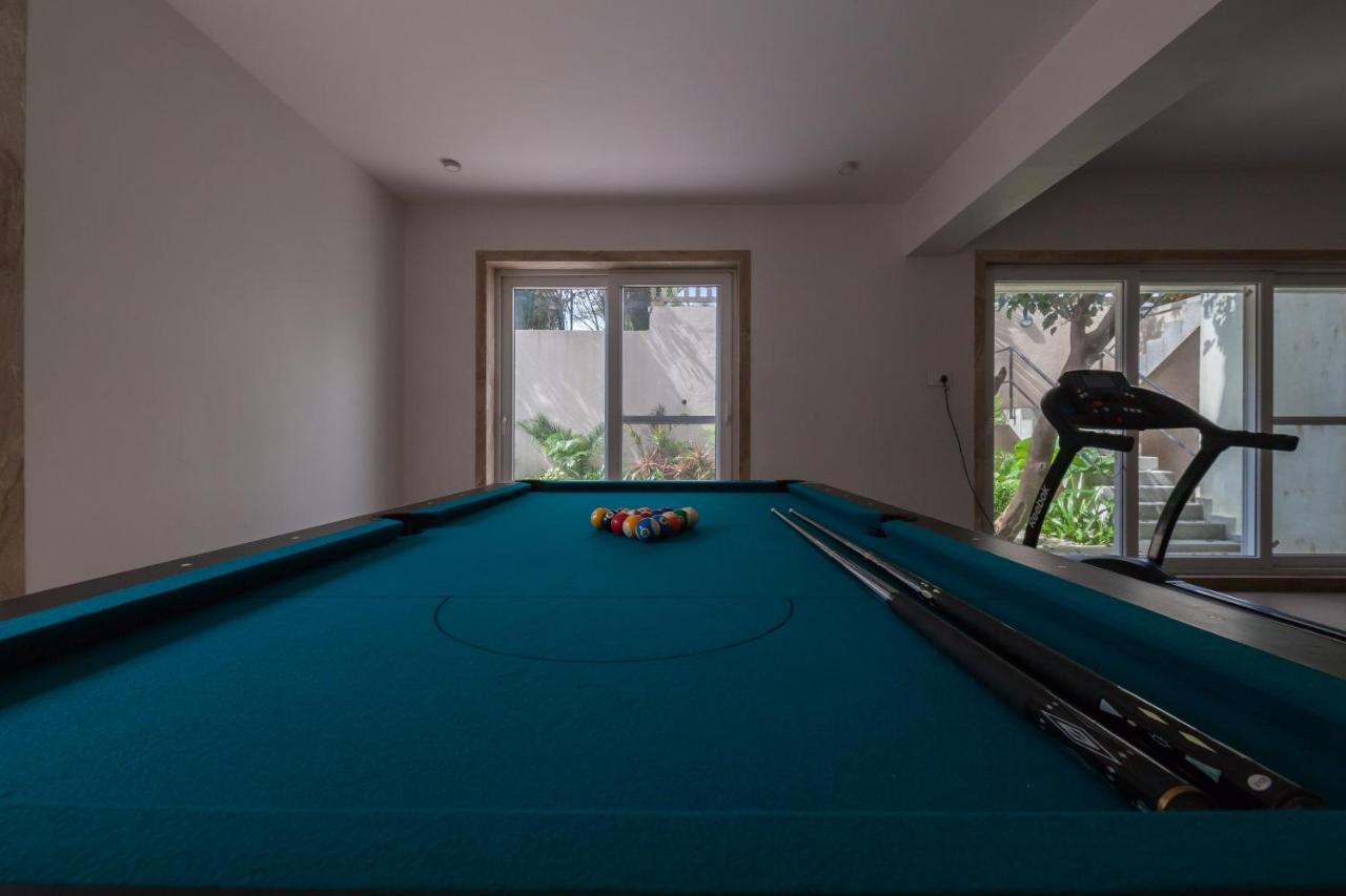 Villa Azul By Stayvista, Offering A Snooker Table, Terrace, Swimming Pool & A Spacious Lawn With A Charming Gazebo For A Perfect Getaway Lonavala Dış mekan fotoğraf